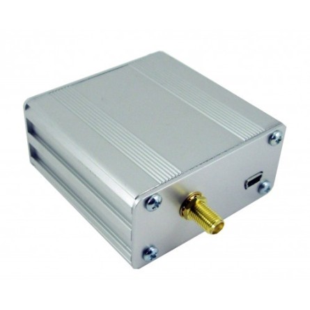 Module amplificateur multifréquence LNA à large bande avec filtre SAW